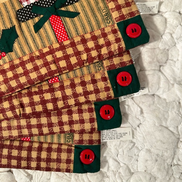 B&D Christmas Placemat - Picture 4 of 5